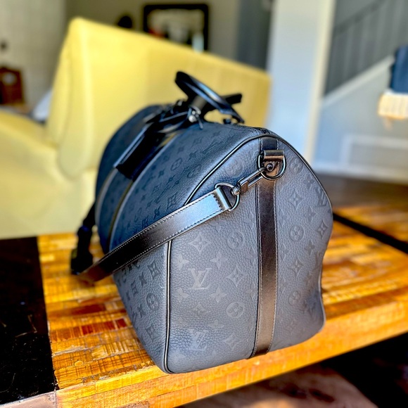 Louis Vuitton Shadow Keepall Bandouliere 50 Monogram - Picture 3 of 7